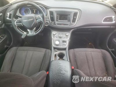 Zdjęcie 8 z 12 samochodu: 2015 CHRYSLER 200 LIMITED VIN:1C3CCCAB7FN537860 - miniatura