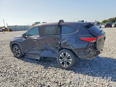 Drugie zdjęcie samochodu z przodu: 2022 TOYOTA HIGHLANDER XLE VIN:5TDHZRAH3NS135494 - miniatura