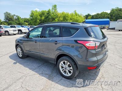 Drugie zdjęcie samochodu z przodu: 2018 FORD ESCAPE SE VIN:1FMCU0GD9JUA23079 - miniatura