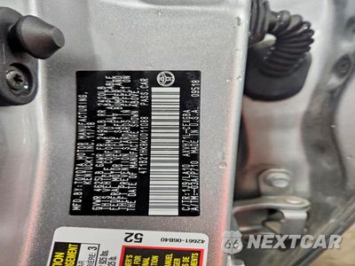 Zdjęcie 12 z 12 samochodu: 2019 TOYOTA CAMRY HYBRID XLE VIN:4T1B21HK8KU011088 - miniatura