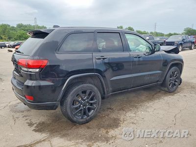 Trzecie zdjęcie samochodu z tyłu: 2018 JEEP GRAND CHEROKEE LAREDO VIN:1C4RJFAG3JC203371 - miniatura