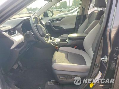 Zdjęcie 7 z 12 samochodu: 2025 TOYOTA RAV4 HYBRID XLE VIN:JTMRWRFVXSJ083852 - miniatura