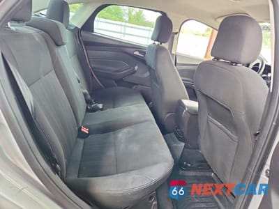 Zdjęcie 10 z 12 samochodu: 2015 FORD FOCUS SE VIN:1FADP3F23FL277018 - miniatura