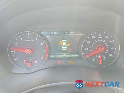 Zdjęcie 9 z 12 samochodu: 2018 KIA CADENZA LIMITED VIN:KNALC4J11J5098539 - miniatura