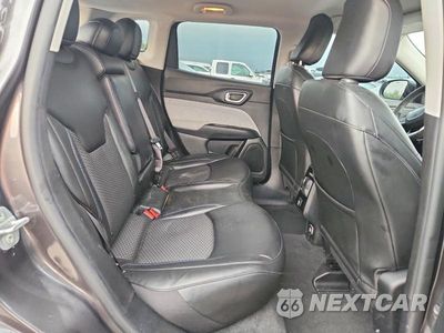 Zdjęcie 11 z 14 samochodu: 2022 JEEP COMPASS LATITUDE VIN:3C4NJDBB2NT165518 - miniatura