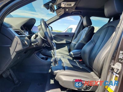 Zdjęcie 7 z 13 samochodu: 2020 BMW X1 XDRIVE28I VIN:WBXJG9C04L5P86217 - miniatura