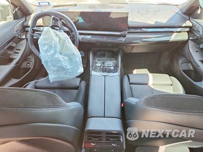 Zdjęcie 8 z 12 samochodu: 2024 BMW I5 M60 VIN:WBY43FK04RCR38330 - miniatura