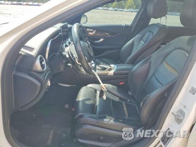 Zdjęcie 7 z 12 samochodu: 2016 MERCEDES-BENZ C 300 4MATIC VIN:55SWF4KB4GU119310 - miniatura