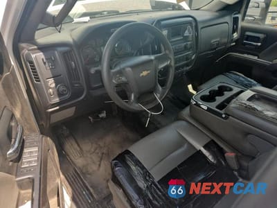 Zdjęcie 8 z 12 samochodu: 2017 CHEVROLET SILVERADO C3500 VIN:1GB4CYCY3HF185781 - miniatura