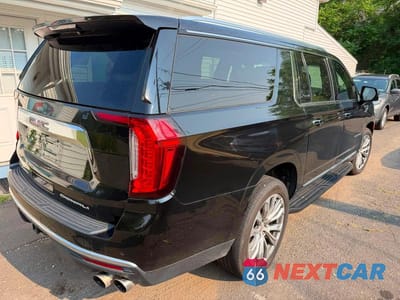 Trzecie zdjęcie samochodu z tyłu: 2021 GMC YUKON XL DENALI VIN:1GKS2JKL9MR354346 - miniatura