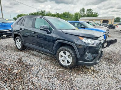 Czwarte zdjęcie samochodu z boku: 2020 TOYOTA RAV4 XLE VIN:2T3P1RFV6LW120758 - miniatura