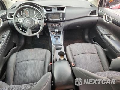 Zdjęcie 8 z 12 samochodu: 2018 NISSAN SENTRA SV VIN:3N1AB7AP3JL650712 - miniatura