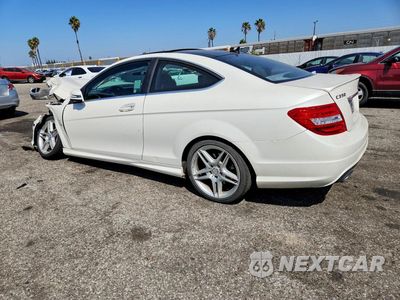 Drugie zdjęcie samochodu z przodu: 2012 MERCEDES-BENZ C 350 VIN:WDDGJ5HB0CF834663 - miniatura