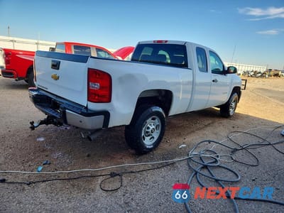 Trzecie zdjęcie samochodu z tyłu: 2013 CHEVROLET SILVERADO K2500 HEAVY DUTY VIN:1GC2KVCG7DZ134577 - miniatura