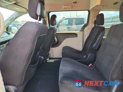 Zdjęcie 10 z 12 samochodu: 2011 DODGE GRAND CARAVAN VIN:2D4RN5DG0BR619738 - miniatura
