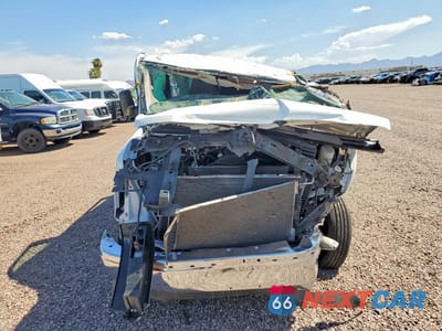 Piąte zdjęcie samochodu w środku: 2025 GMC SAVANA G3500 LT VIN:1GJZ7PFP4S1257278 - miniatura