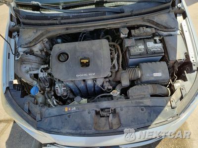 Zdjęcie 11 z 12 samochodu: 2018 HYUNDAI ELANTRA SE VIN:5NPD74LF8JH277200 - miniatura