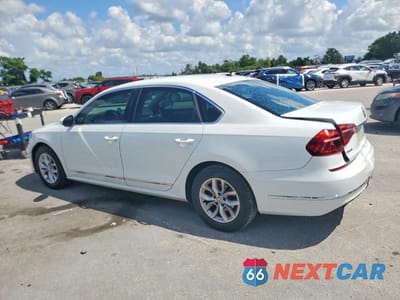 Drugie zdjęcie samochodu z przodu: 2017 VOLKSWAGEN PASSAT S VIN:1VWAT7A3XHC085367 - miniatura