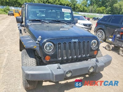 Piąte zdjęcie samochodu w środku: 2009 JEEP WRANGLER UNLIMITED X VIN:1J4GA391X9L705922 - miniatura