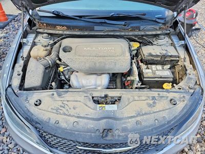 Zdjęcie 11 z 12 samochodu: 2015 CHRYSLER 200 S VIN:1C3CCCBB7FN573756 - miniatura