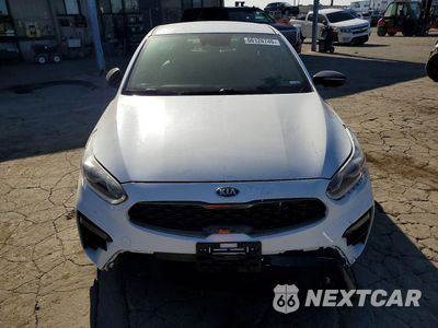 Piąte zdjęcie samochodu w środku: 2021 KIA FORTE GT LINE VIN:3KPF34AD0ME285130 - miniatura