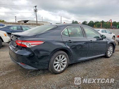 Trzecie zdjęcie samochodu z tyłu: 2018 TOYOTA CAMRY LE VIN:JTNB11HK7J3013082 - miniatura