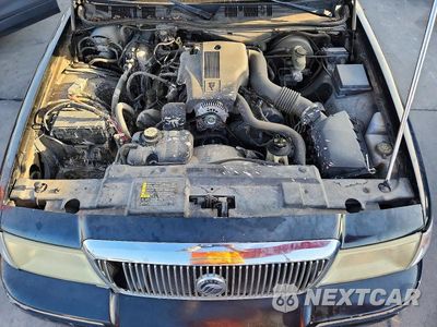 Zdjęcie 11 z 13 samochodu: 2004 MERCURY GRAND MARQUIS GS VIN:2MEFM74W04X662608 - miniatura