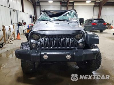 Piąte zdjęcie samochodu w środku: 2018 JEEP WRANGLER UNLIMITED SPORT VIN:1C4BJWDG4JL808254 - miniatura