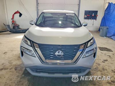 Piąte zdjęcie samochodu w środku: 2022 NISSAN ROGUE SV VIN:5N1BT3BB1NC681741 - miniatura