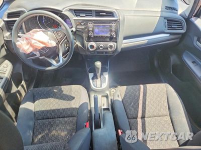 Zdjęcie 8 z 12 samochodu: 2017 HONDA FIT LX VIN:JHMGK5H56HS000167 - miniatura