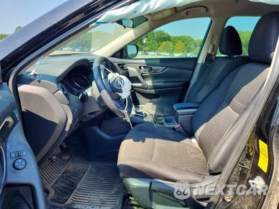 Zdjęcie 7 z 13 samochodu: 2019 NISSAN ROGUE S VIN:5N1AT2MT6KC747501 - miniatura