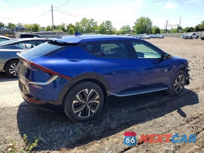 Trzecie zdjęcie samochodu z tyłu: 2024 KIA EV6 WIND VIN:KNDC34LA6P5604097 - miniatura