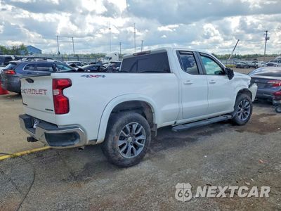 Trzecie zdjęcie samochodu z tyłu: 2019 CHEVROLET SILVERADO K1500 LT VIN:1GCRYDED4KZ309584 - miniatura