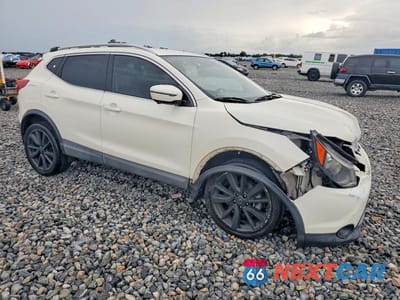 Czwarte zdjęcie samochodu z boku: 2017 NISSAN ROGUE SPORT SL VIN:JN1BJ1CP0HW003559 - miniatura