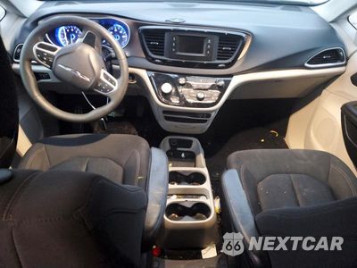 Zdjęcie 8 z 13 samochodu: 2017 CHRYSLER PACIFICA LX VIN:2C4RC1CG1HR553688 - miniatura