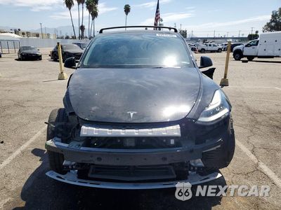 Piąte zdjęcie samochodu w środku: 2021 TESLA MODEL Y VIN:5YJYGDEE2MF148541 - miniatura