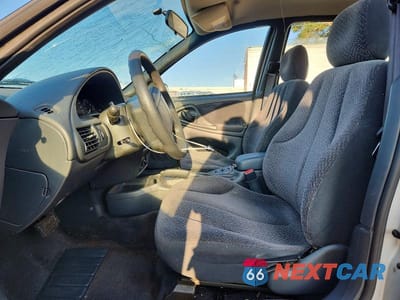 Zdjęcie 7 z 12 samochodu: 2002 CHEVROLET CAVALIER LS VIN:1G1JF524727351765 - miniatura