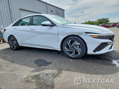 Czwarte zdjęcie samochodu z boku: 2025 HYUNDAI ELANTRA SEL VIN:KMHLS4DG5SU871702 - miniatura