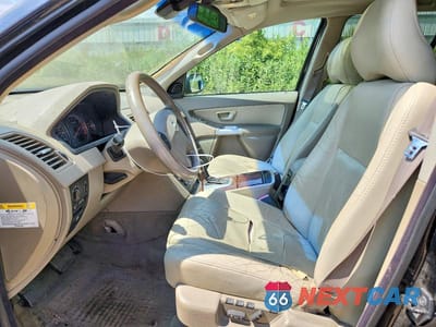 Zdjęcie 7 z 13 samochodu: 2003 VOLVO XC90 VIN:YV1CM59H331012305 - miniatura