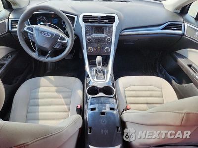 Zdjęcie 8 z 12 samochodu: 2015 FORD FUSION S VIN:1FA6P0G77F5109081 - miniatura