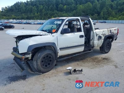2004 CHEVROLET SILVERADO K1500 2GCEK19V041259666 - główne zdjęcie licytacji z USA - miniatura