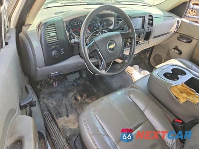 Zdjęcie 8 z 13 samochodu: 2010 CHEVROLET SILVERADO C2500 HEAVY DUTY VIN:1GC3CVBG4AF155225 - miniatura