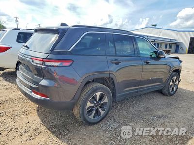 Trzecie zdjęcie samochodu z tyłu: 2024 JEEP GRAND CHEROKEE LIMITED 4XE VIN:1C4RJYB66RC142577 - miniatura
