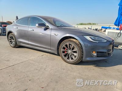 Czwarte zdjęcie samochodu z boku: 2020 TESLA MODEL S VIN:5YJSA1E49LF406727 - miniatura