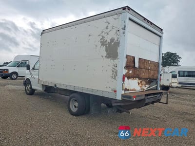 Drugie zdjęcie samochodu z przodu: 2007 CHEVROLET EXPRESS BOX TRUCK VIN:1GBJG31U471125949 - miniatura