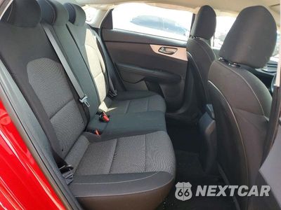 Zdjęcie 10 z 12 samochodu: 2022 KIA FORTE LXS VIN:3KPF24AD4NE447913 - miniatura