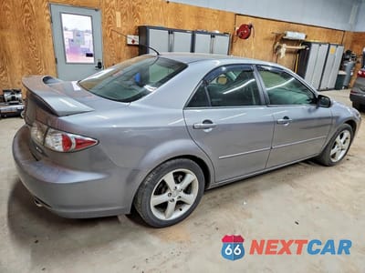 Trzecie zdjęcie samochodu z tyłu: 2006 MAZDA 6 S VIN:1YVHP80D765M41033 - miniatura