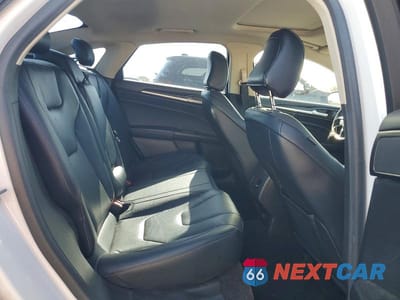 Zdjęcie 10 z 12 samochodu: 2020 FORD FUSION TITANIUM VIN:3FA6P0D95LR118344 - miniatura