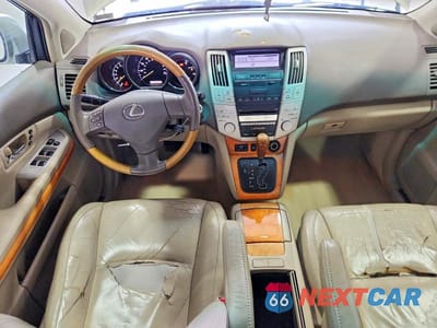 Zdjęcie 8 z 13 samochodu: 2009 LEXUS RX 350 VIN:2T2HK31U19C101949 - miniatura