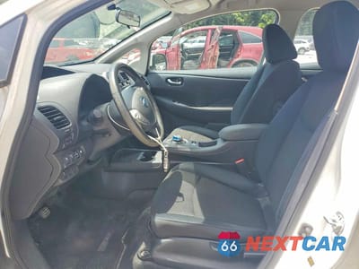 Zdjęcie 7 z 12 samochodu: 2015 NISSAN LEAF S VIN:1N4AZ0CP0FC325179 - miniatura